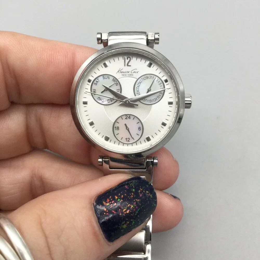 Kenneth Cole Womens Watch 30mm Silver Tone Bracelet Day Date New Battery 7.25